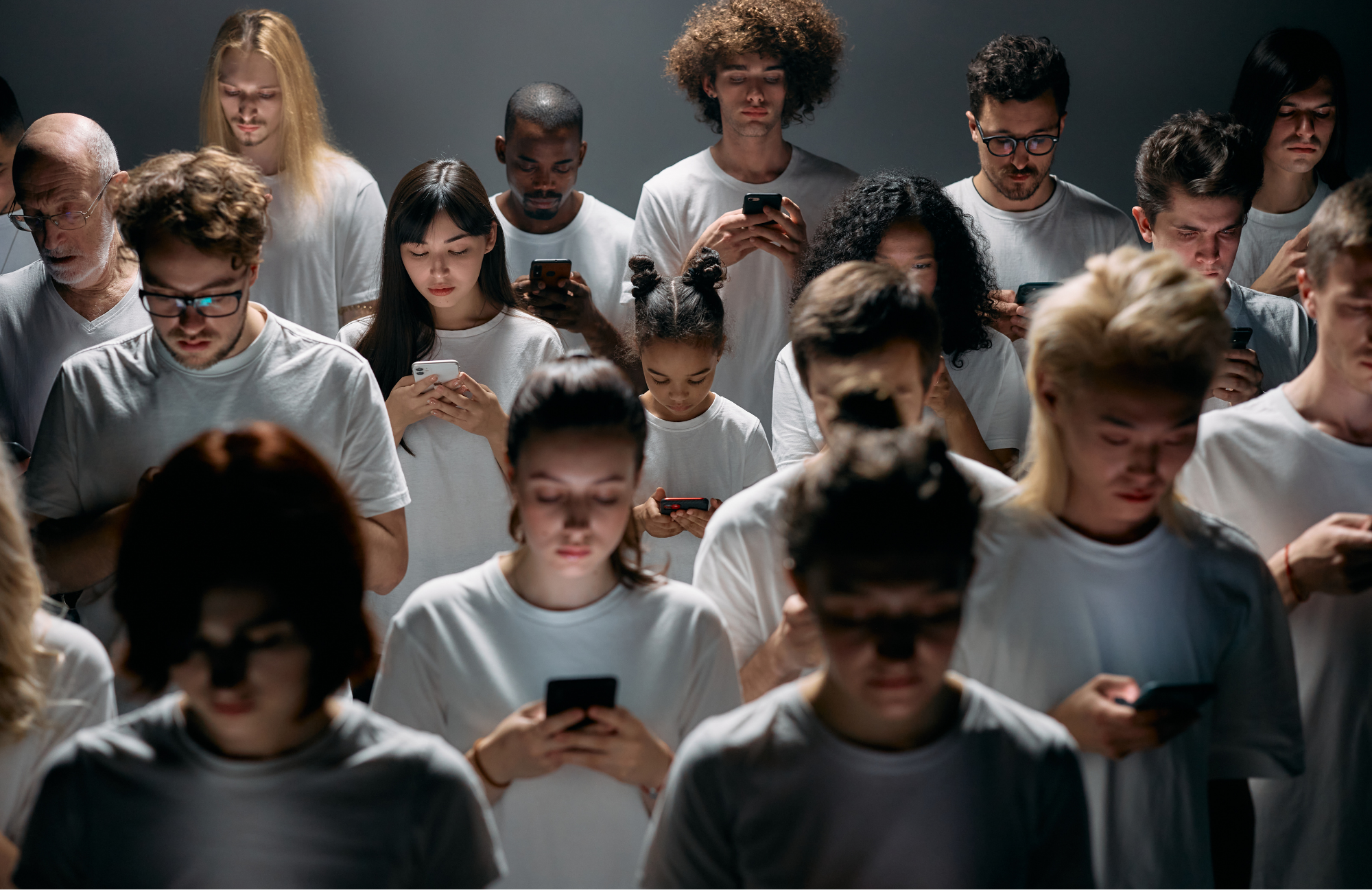 Digital Stalking: 5 Warning Signs in Relationships